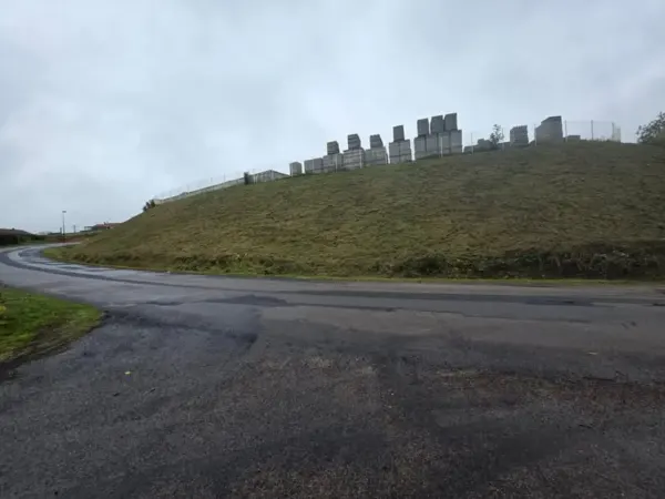 Débroussaillage d’un gros talus